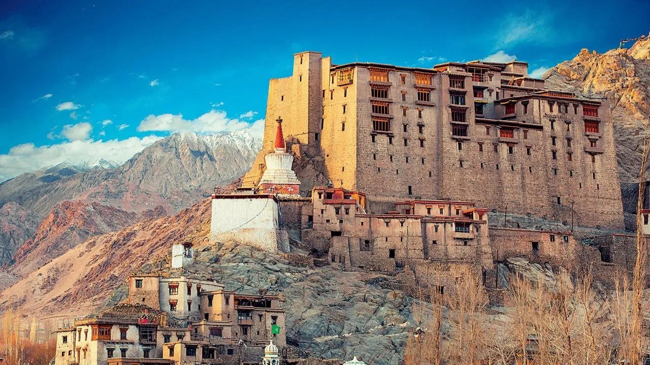 Leh Palace on the hillside